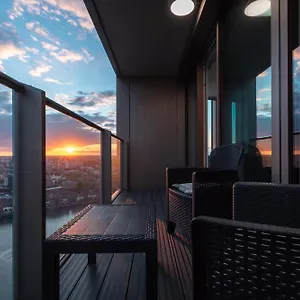 The Itchen River Penthouse Apartment